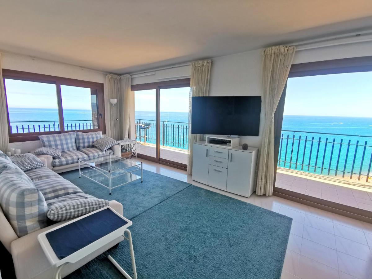 Spacious Seafront Apartment Platja d'Aro Exteriör bild